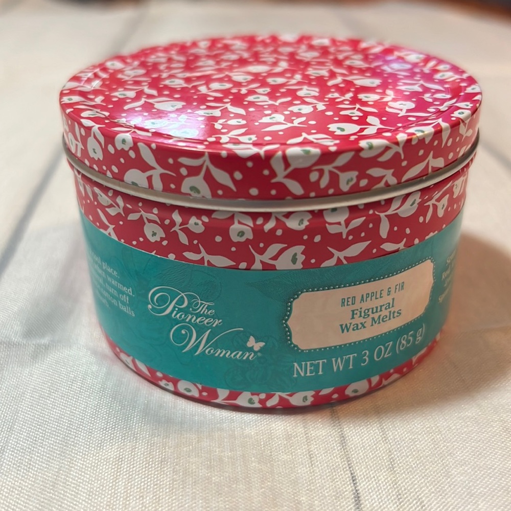 Pioneer Woman 3oz Figural Wax Melts Red Apple & Fir